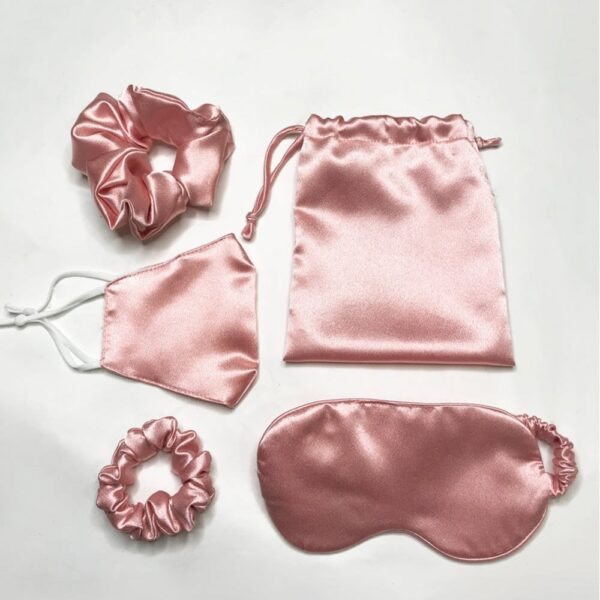 jayley-pink-silk-blend-face-eye-mask-scrunchie-set-p14098-94359_image Pink Silk Blend Face & Eye Mask & Scrunchie Set